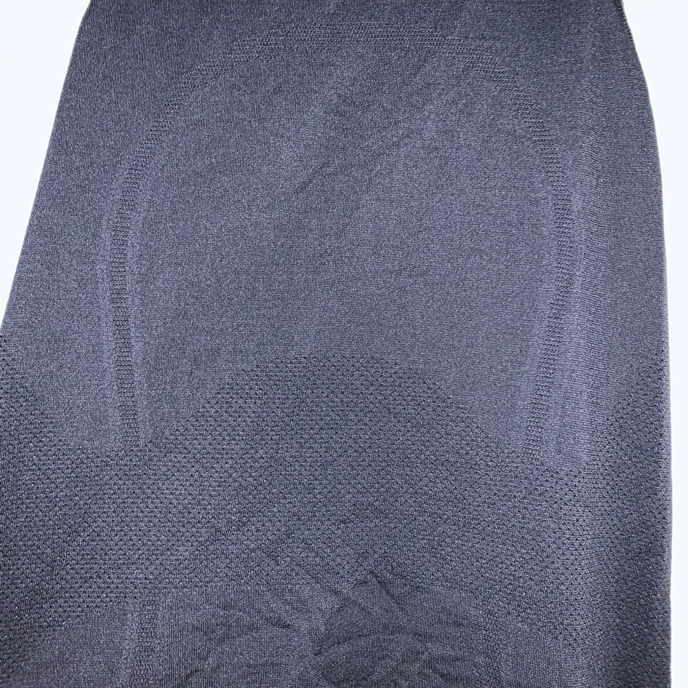 LuLulemon Racerback Tank Too - Picture 2 of 4